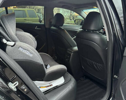 Чорний Кіа Оптіма, об'ємом двигуна 2.36 л та пробігом 168 тис. км за 10999 $, фото 24 на Automoto.ua