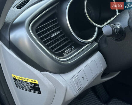 Черный Киа Оптима, объемом двигателя 2.36 л и пробегом 115 тыс. км за 10500 $, фото 38 на Automoto.ua