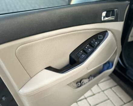 Чорний Кіа Оптіма, об'ємом двигуна 2.36 л та пробігом 186 тис. км за 9700 $, фото 10 на Automoto.ua