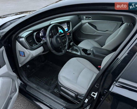 Черный Киа Оптима, объемом двигателя 2.36 л и пробегом 183 тыс. км за 8750 $, фото 23 на Automoto.ua