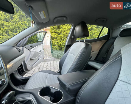 Черный Киа Оптима, объемом двигателя 2.36 л и пробегом 115 тыс. км за 10500 $, фото 40 на Automoto.ua