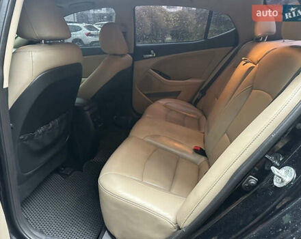 Черный Киа Оптима, объемом двигателя 2.4 л и пробегом 150 тыс. км за 9700 $, фото 9 на Automoto.ua