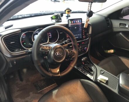 Черный Киа Оптима, объемом двигателя 2 л и пробегом 184 тыс. км за 14000 $, фото 4 на Automoto.ua