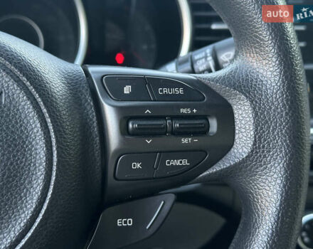 Черный Киа Оптима, объемом двигателя 2.36 л и пробегом 115 тыс. км за 10500 $, фото 44 на Automoto.ua