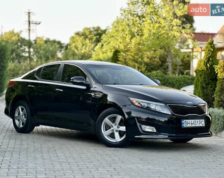 Черный Киа Оптима, объемом двигателя 2.36 л и пробегом 115 тыс. км за 10500 $, фото 8 на Automoto.ua