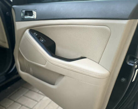 Чорний Кіа Оптіма, об'ємом двигуна 2.36 л та пробігом 186 тис. км за 9700 $, фото 9 на Automoto.ua