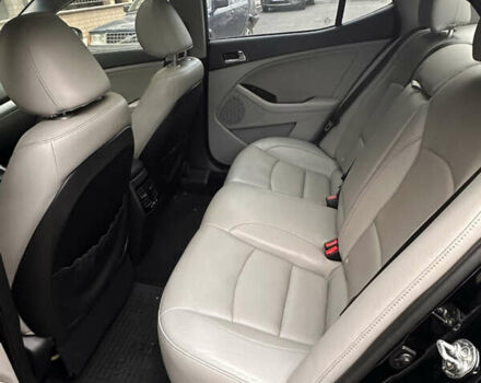 Черный Киа Оптима, объемом двигателя 2.4 л и пробегом 127 тыс. км за 10600 $, фото 8 на Automoto.ua