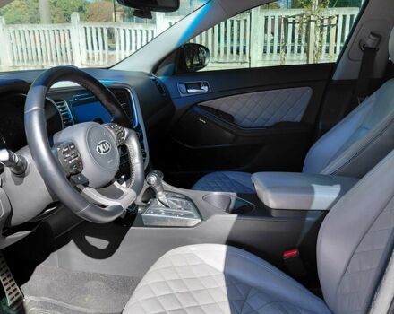 Чорний Кіа Оптіма, об'ємом двигуна 2 л та пробігом 155 тис. км за 15200 $, фото 12 на Automoto.ua