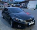 Черный Киа Оптима, объемом двигателя 2 л и пробегом 138 тыс. км за 10000 $, фото 6 на Automoto.ua