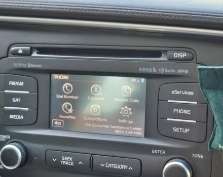 Черный Киа Оптима, объемом двигателя 2.4 л и пробегом 175 тыс. км за 10300 $, фото 5 на Automoto.ua