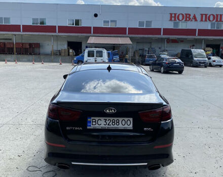 Черный Киа Оптима, объемом двигателя 2 л и пробегом 132 тыс. км за 12300 $, фото 4 на Automoto.ua