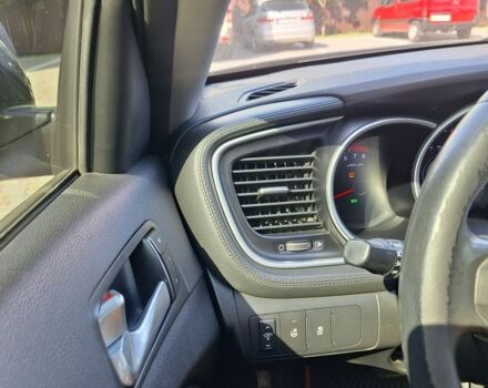 Черный Киа Оптима, объемом двигателя 2.4 л и пробегом 175 тыс. км за 10300 $, фото 12 на Automoto.ua