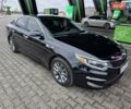 Черный Киа Оптима, объемом двигателя 2.36 л и пробегом 180 тыс. км за 9500 $, фото 4 на Automoto.ua