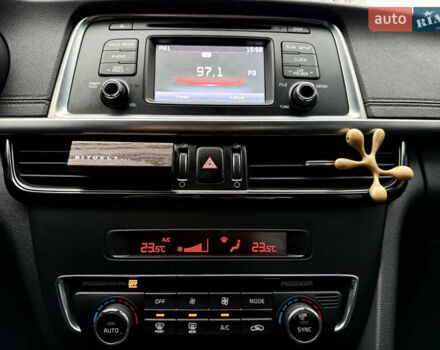 Черный Киа Оптима, объемом двигателя 2.4 л и пробегом 61 тыс. км за 12900 $, фото 7 на Automoto.ua