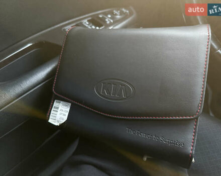 Черный Киа Оптима, объемом двигателя 2.4 л и пробегом 61 тыс. км за 12900 $, фото 16 на Automoto.ua
