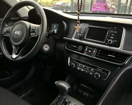 Кіа Оптіма 2016 у Золочів на Automoto.ua Чорний Кіа Оптіма, об'ємом двигуна 2.36 л та пробігом 230 тис. км за 12900 $, фото 6 на Automoto.ua