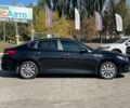 Чорний Кіа Оптіма, об'ємом двигуна 1.7 л та пробігом 128 тис. км за 13500 $, фото 7 на Automoto.ua