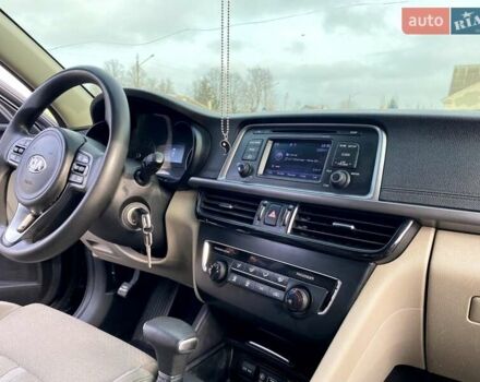 Чорний Кіа Оптіма, об'ємом двигуна 2.36 л та пробігом 186 тис. км за 10500 $, фото 10 на Automoto.ua