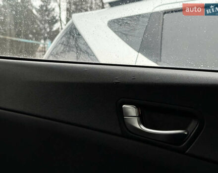 Черный Киа Оптима, объемом двигателя 2.4 л и пробегом 61 тыс. км за 12900 $, фото 11 на Automoto.ua