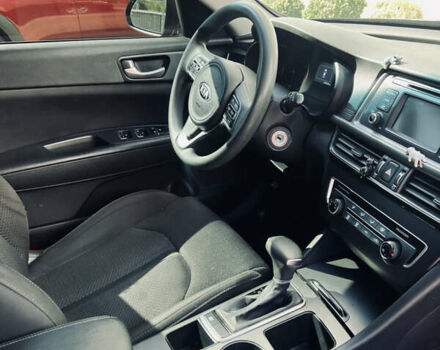 Черный Киа Оптима, объемом двигателя 2.4 л и пробегом 144 тыс. км за 10300 $, фото 7 на Automoto.ua