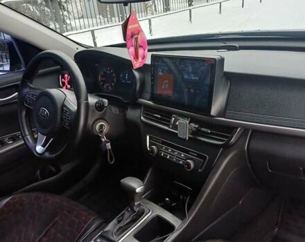 Чорний Кіа Оптіма, об'ємом двигуна 2.4 л та пробігом 115 тис. км за 11000 $, фото 16 на Automoto.ua