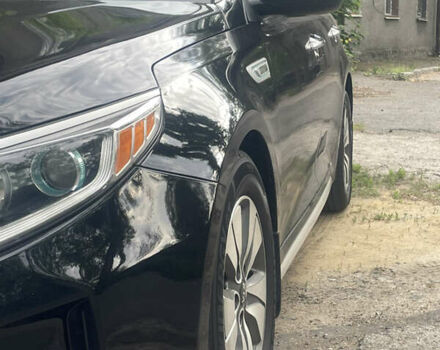 Черный Киа Оптима, объемом двигателя 2 л и пробегом 67 тыс. км за 18200 $, фото 1 на Automoto.ua