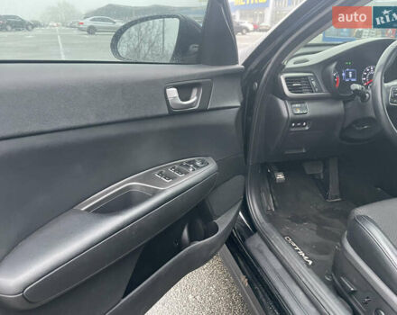 Чорний Кіа Оптіма, об'ємом двигуна 2.36 л та пробігом 94 тис. км за 12500 $, фото 15 на Automoto.ua