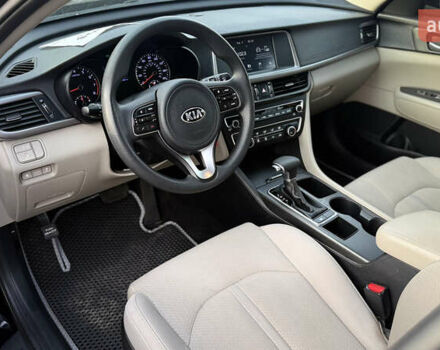 Чорний Кіа Оптіма, об'ємом двигуна 2.4 л та пробігом 129 тис. км за 10300 $, фото 8 на Automoto.ua