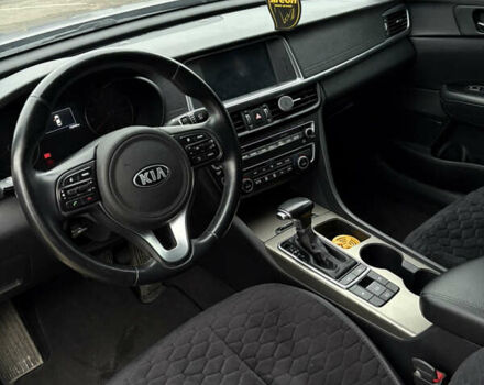 Чорний Кіа Оптіма, об'ємом двигуна 2 л та пробігом 116 тис. км за 14999 $, фото 13 на Automoto.ua