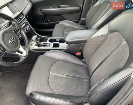 Черный Киа Оптима, объемом двигателя 2.36 л и пробегом 133 тыс. км за 12800 $, фото 7 на Automoto.ua