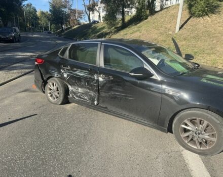Чорний Кіа Оптіма, об'ємом двигуна 2.4 л та пробігом 123 тис. км за 6000 $, фото 3 на Automoto.ua
