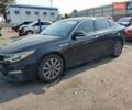 Черный Киа Оптима, объемом двигателя 1.6 л и пробегом 76 тыс. км за 1800 $, фото 1 на Automoto.ua