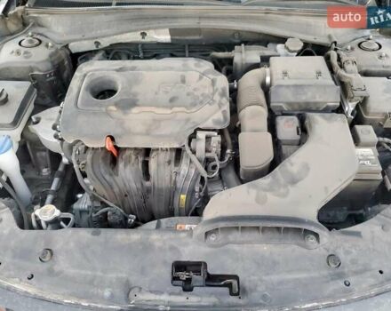 Черный Киа Оптима, объемом двигателя 2.36 л и пробегом 125 тыс. км за 1500 $, фото 10 на Automoto.ua