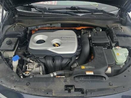 Чорний Кіа Оптіма, об'ємом двигуна 2 л та пробігом 235 тис. км за 10800 $, фото 1 на Automoto.ua