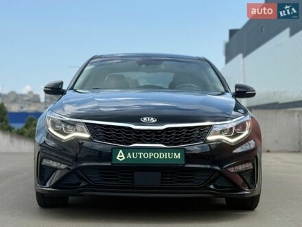 Черный Киа Оптима, объемом двигателя 2 л и пробегом 71 тыс. км за 20900 $, фото 1 на Automoto.ua