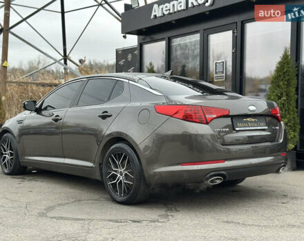 Коричневый Киа Оптима, объемом двигателя 2.36 л и пробегом 220 тыс. км за 8800 $, фото 10 на Automoto.ua