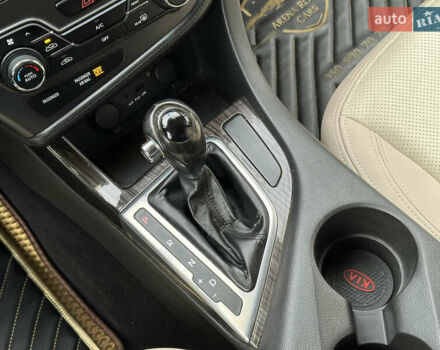 Коричневый Киа Оптима, объемом двигателя 2.36 л и пробегом 220 тыс. км за 8800 $, фото 32 на Automoto.ua