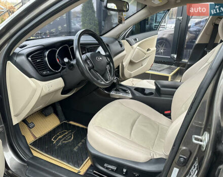 Коричневый Киа Оптима, объемом двигателя 2.36 л и пробегом 220 тыс. км за 8800 $, фото 11 на Automoto.ua