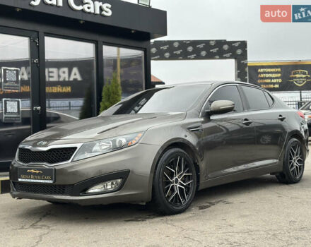 Коричневый Киа Оптима, объемом двигателя 2.36 л и пробегом 220 тыс. км за 8800 $, фото 4 на Automoto.ua