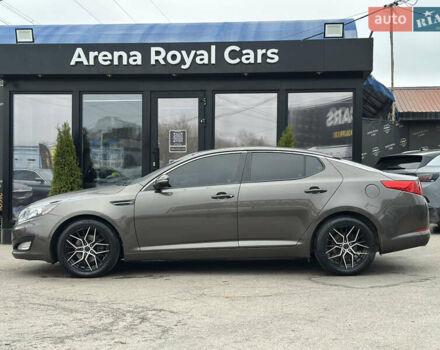 Коричневый Киа Оптима, объемом двигателя 2.36 л и пробегом 220 тыс. км за 8800 $, фото 3 на Automoto.ua