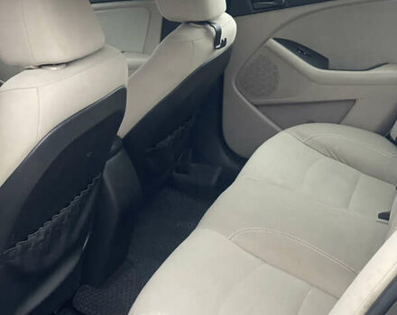 Коричневий Кіа Оптіма, об'ємом двигуна 2.4 л та пробігом 120 тис. км за 9000 $, фото 13 на Automoto.ua