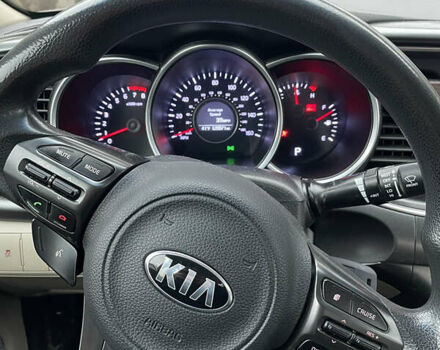 Коричневий Кіа Оптіма, об'ємом двигуна 2.4 л та пробігом 120 тис. км за 9000 $, фото 9 на Automoto.ua