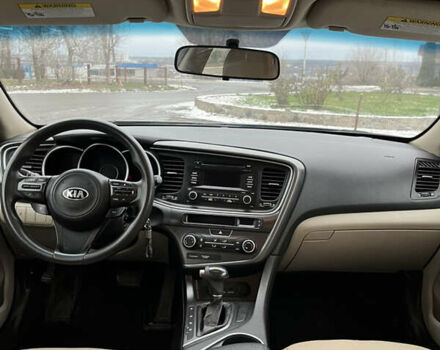 Червоний Кіа Оптіма, об'ємом двигуна 2.4 л та пробігом 223 тис. км за 9900 $, фото 9 на Automoto.ua