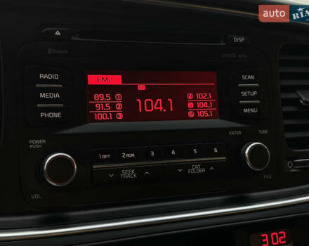 Червоний Кіа Оптіма, об'ємом двигуна 2.36 л та пробігом 116 тис. км за 9999 $, фото 11 на Automoto.ua