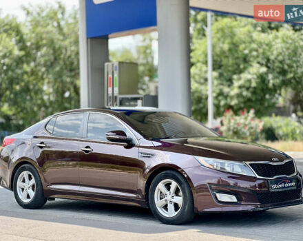Червоний Кіа Оптіма, об'ємом двигуна 2.4 л та пробігом 184 тис. км за 9499 $, фото 5 на Automoto.ua