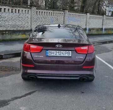 Червоний Кіа Оптіма, об'ємом двигуна 2.4 л та пробігом 170 тис. км за 8200 $, фото 3 на Automoto.ua