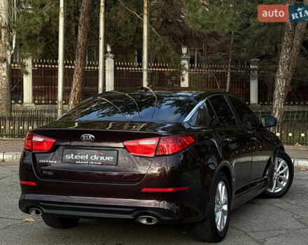 Червоний Кіа Оптіма, об'ємом двигуна 2.36 л та пробігом 116 тис. км за 9999 $, фото 2 на Automoto.ua