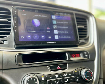 Червоний Кіа Оптіма, об'ємом двигуна 2.4 л та пробігом 184 тис. км за 9499 $, фото 13 на Automoto.ua