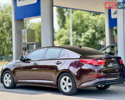 Червоний Кіа Оптіма, об'ємом двигуна 2.4 л та пробігом 184 тис. км за 9499 $, фото 3 на Automoto.ua