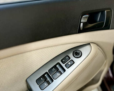 Червоний Кіа Оптіма, об'ємом двигуна 2.4 л та пробігом 184 тис. км за 9499 $, фото 8 на Automoto.ua